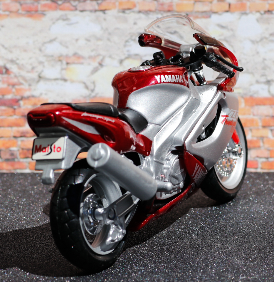 Maisto Yamaha Thunderace 1000